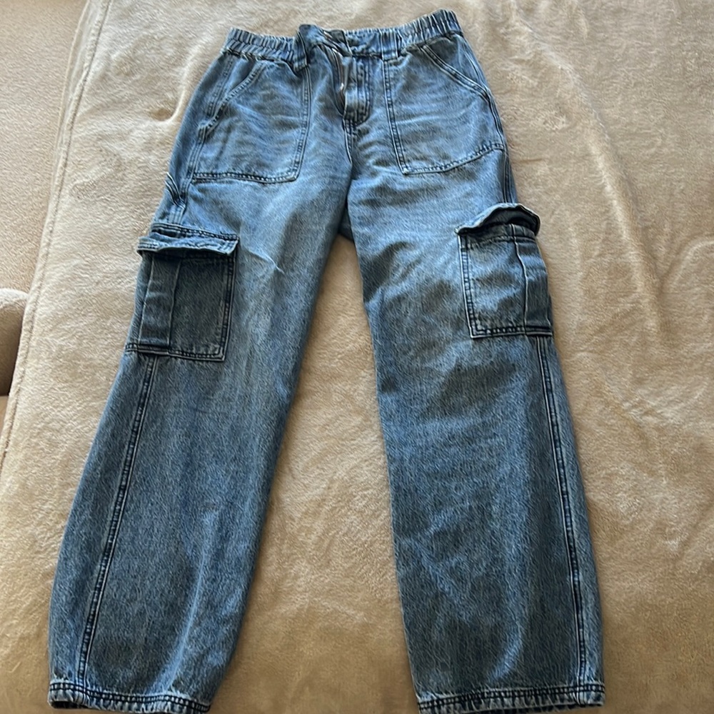BlankNYC cargo Jean pants. Size medium